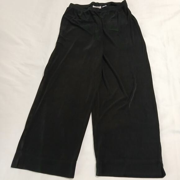 Chico's Travelers 1 black elastic waist pants easy care and travel friendly - Picture 1 of 5